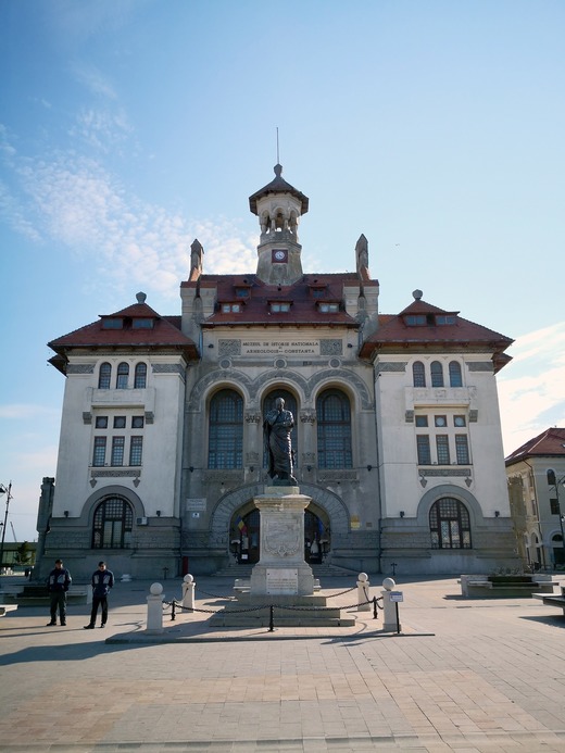 Prețurile serviciilor culturale au crescut mai mult în România decât în UE în 2022