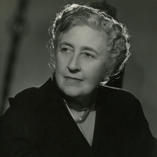 Misterios ca în romane: Peste 100 de persoane au rămas blocate timp de mai multe ore în Greenway, unde a locuit Agatha Christie