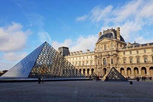Muzeul Luvru din Paris va majora prețul biletelor