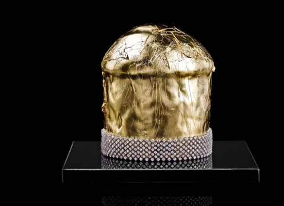FOTO Cel mai scump panettone din lume, acoperit în aur și diamante, costă 700.000 de euro