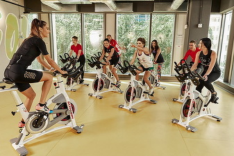 Competițiile de fitness corporate stimulează bunăstarea angajaților