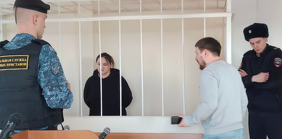 Administratorii unui bar gay din Rusia sunt acuzați de "extremism" și ar putea primi 10 ani de închisoare