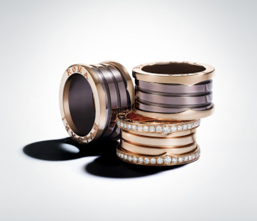 FOTO Jaf spectaculos la un magazin Bulgari din centrul Romei. Hoții au plecat cu bijuterii de jumătate de milion de euro