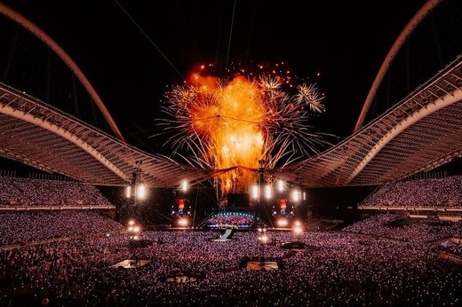 Trupa Coldplay - pe Lipscani înaintea primului concert de pe Arena Națională. Ce au surprins de pe Lipscani VIDEO