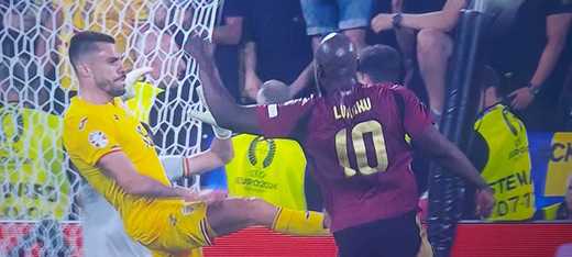 Echipa națională de fotbal a României a pierdut în fața Belgiei a doua partidă de la Campionatul European. Păstrează intacte șansele de calificare în optimile de finală ale competiției