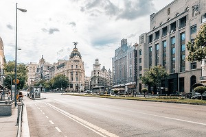 Madridul invită turiștii să se refugieze în muzee și cinematografe 