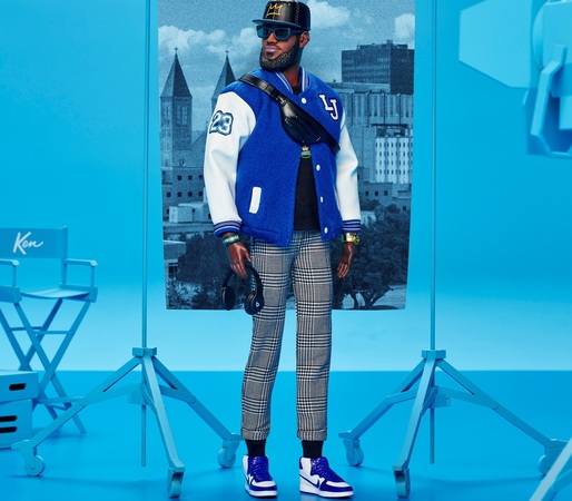 FOTO LeBron James intră în lumea Barbie cu o păpușă nouă. Este primul „Kenbassador” al mărcii