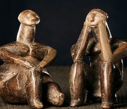 EXCLUSIV FOTO Două dintre cele mai importante artefacte ale României, împrumutate unui muzeu din străinătate, au fost asigurate fiecare la valoarea coifului de la Coțofenești