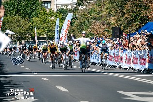 Turul României s-a terminat cu o adevărată sărbătoare ciclistă în centrul Capitalei