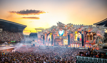 UNTOLD scapă de două amenzi