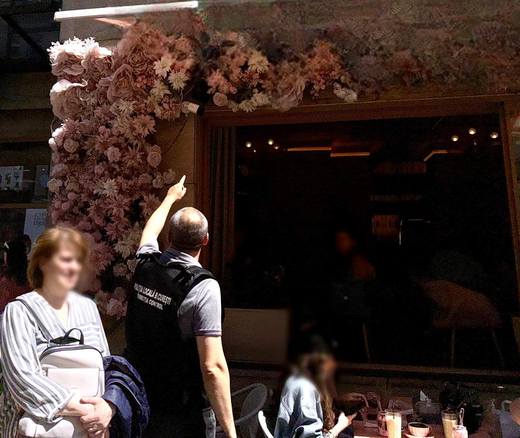 FOTO Ciucu dă jos boxele de pe terasele deschise în centru, cu ocazia „Străzi Deschise - București”