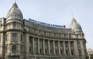 EXCLUSIV BCR vrea să scape de litigiile pe clauze abuzive și propune scăderea ratelor la credite cu o treime