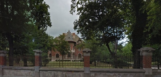 O grădină de flori și răsaduri, aflată însă pe un teren căutat de firme imobiliare, este cel mai scump activ vândut de RA-APPS în 3 ani