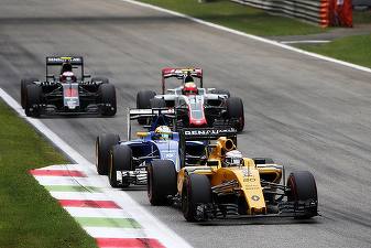 Liberty Media preia Formula One pentru 8 miliarde dolari, Bernie Ecclestone este înlocuit