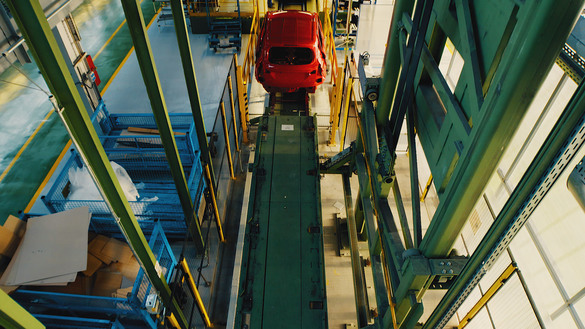FOTO Ford a început la Craiova pregătirile pentru lansarea în producție a SUV-ului EcoSport