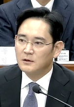 După o noapte în închisoare, moștenitorul Samsung este din nou interogat
