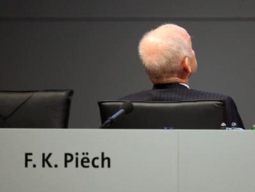 Ferdinand Piech, membru al familiei Porsche și fost șef al VW Group, ar putea fi scos de rude din board-ul de conducere al Porsche Holding 