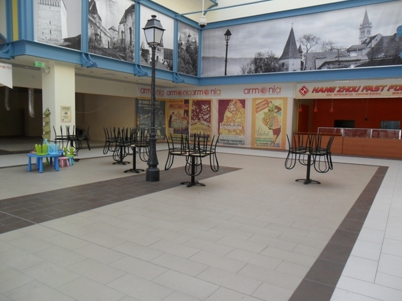 FOTO Centru comercial Armonia din Brăila, primul mall din România intrat în faliment, a fost cumpărat de investitori din Shanghai