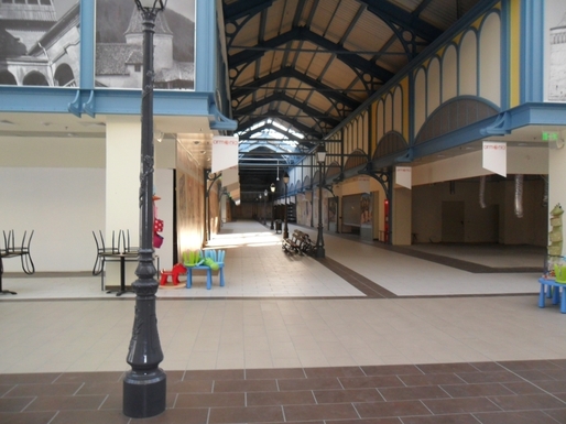 FOTO Centru comercial Armonia din Brăila, primul mall din România intrat în faliment, a fost cumpărat de investitori din Shanghai