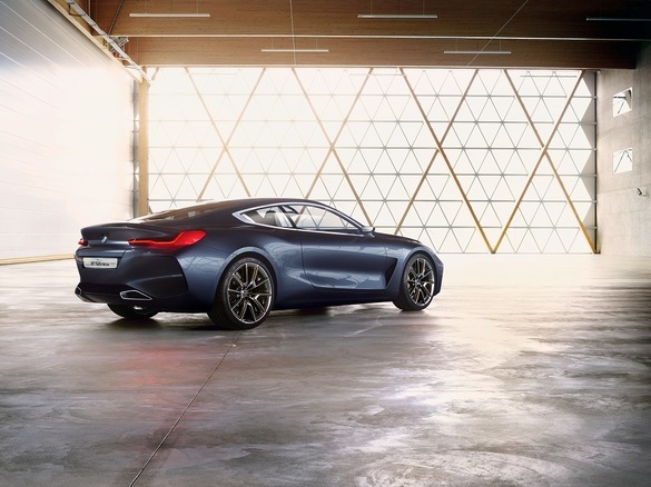 FOTO Primele fotografii oficiale cu BMW Concept Seria 8. Coupe-ul derivat din Serie 7 va deveni cel mai rafinat model al bavarezilor