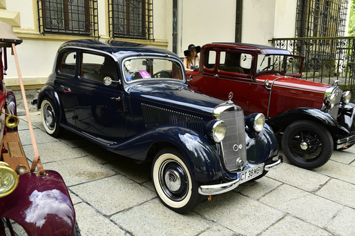 FOTO Concursul de Eleganță de la Sinaia a fost câștigat de un Cadillac V16, proaspăt intrat în Colecția Țiriac