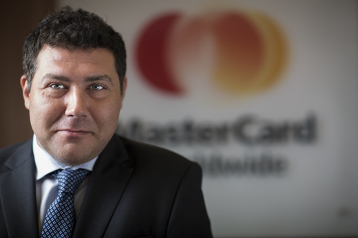 Șeful MasterCard: Concurența dintre jucători este foarte bună, dar n-ar trebui să împiedice creșterea acceptării cardurilor la plată