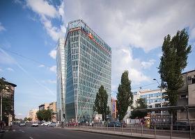 Veniturile ING Bank au crescut cu 22% la nouă luni. Profitul nu-l depășește pe cel de anul trecut decât eliminând impactul excepțional al tranzacției Visa