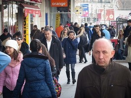 Românii care lucrează în străinătate au trimis în țară o sumă record după 2010