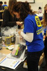 Semnal către piață: Best Buy, unul dintre cei mai mari retaileri din SUA, retrage de pe rafturi toate CD-urile. Muzica digitală taie vânzările