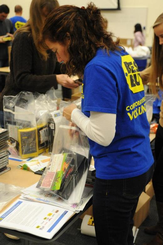Semnal către piață: Best Buy, unul dintre cei mai mari retaileri din SUA, retrage de pe rafturi toate CD-urile. Muzica digitală taie vânzările