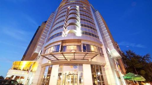 Primul hotel din România scos la vânzare sub brandul Hilton. Proprietarii vor să vândă și să plece din țară