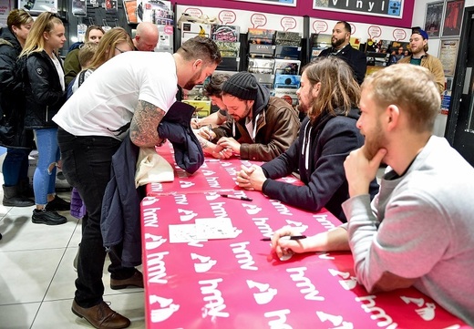 Lanțul britanic de magazine de muzică HMV intră în insolvență pentru a doua oară în 6 ani