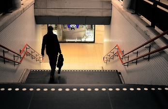 INTERVIU Tot ce înseamnă corporate travel este blocat. Pandemia a generat cazuri absurde."O situație despre care înveți la cursurile de economie, însă doar teoretic. Vrem luminița de la capătul tunelului, dar nu avem tunelul!"