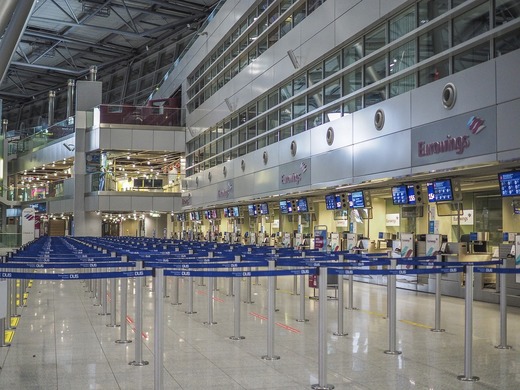 Traficul aerian s-a prăbușit și nici nu dă semne de redresare 