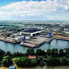 FOTO Tranzacție SURPRIZĂ - Grupul francez Piriou, furnizor pentru Marina Franței, a cumpărat un șantier naval în România, cu o poziție strategică. POVESTEA șantierului lansat de Cuza, adus în faliment după comunism și revitalizat treptat