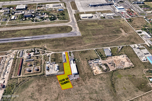 EXCLUSIV Un grup de investitori, printre care proprietarul logisticianului ASG Wind Transport și familia unui fost director CFR Marfă, pregătește un terminal de mărfuri pentru transportul aerian lângă Aeroportul Otopeni