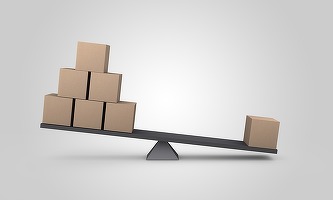 Bruxelles-ul avertizează: România se confruntă în continuare cu dezechilibre și riscă să nu îndeplinească țintele fiscale pentru 2023 și 2024. Economia dă semne de supraîncălzire