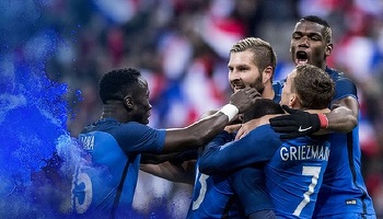 Unicredit pe baza unei formule matematice complexe: Franța câștigă Euro 2016, cu Anglia în finală! Ce va face România