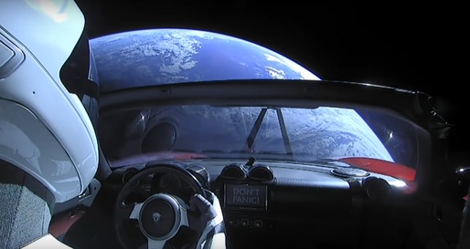 VIDEO Musk despre prima mașină trimisă în spațiu și Starman: Am facut-o pentru voi
