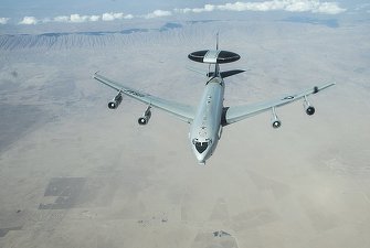 Două bombardiere rusești, interceptate de avioane de vânătoare canadiene și americane în apropiere de coasta nord-americană