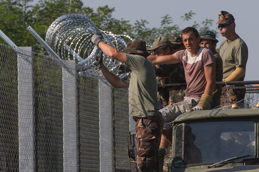 Pentagonul deblochează 3,6 miliarde de dolari pentru zidul de la frontiera cu Mexicul