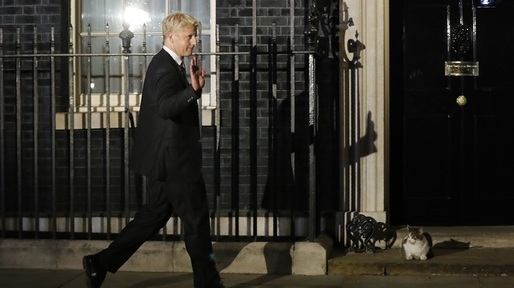 Fratele lui Boris Johnson și-a anunțat demisia din Parlament invocând un conflict între loialitatea familială și interesul național