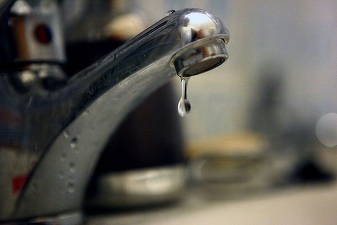 CJ Ilfov lansează 6 licitații, în valoare de 104 milioane euro, pentru extinderea rețelelor de alimentare cu apă