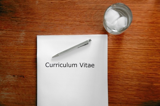 Vânzările, cel mai căutat domeniu de candidații români pe eJobs, indiferent de categoria de vârstă. Funcțiile publice și voluntariatul au atras, pe de altă parte, cel mai mic număr de aplicări în 2019