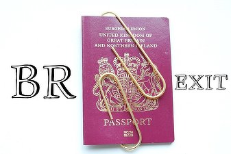 După Brexit, pașapoartele de culoare albastră revin în Marea Britanie