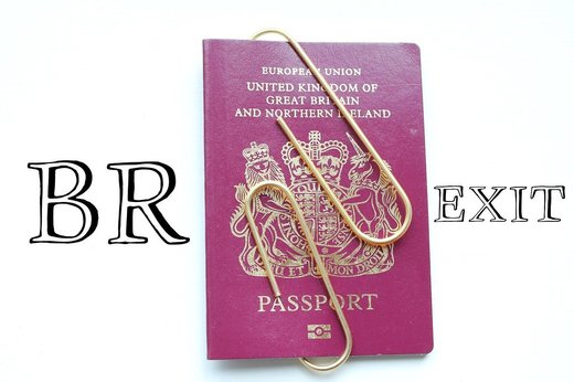 După Brexit, pașapoartele de culoare albastră revin în Marea Britanie