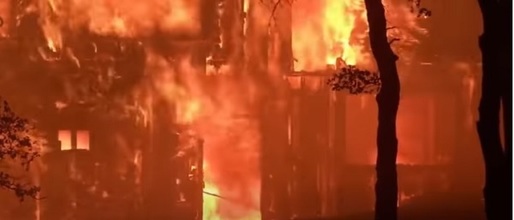 VIDEO Incendii puternice în California