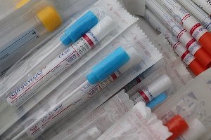 Administrația Biden va investi peste 1,6 miliarde de dolari în teste pentru Covid-19 și programe de testare