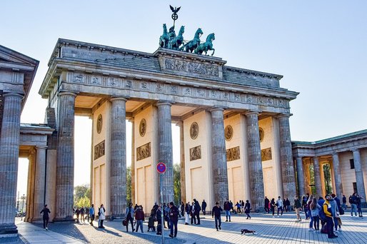Guvernul german și-a îmbunătățit prognoza de creștere pentru 2021