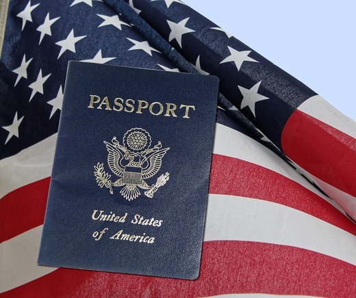 Romii din România care traversează granița SUA-Mexic: Cât plătesc ”coioților” pentru a-i duce în America, ce șanse au să primească azil și de ce prezența lor în regiune indică un nou trend al imigrației